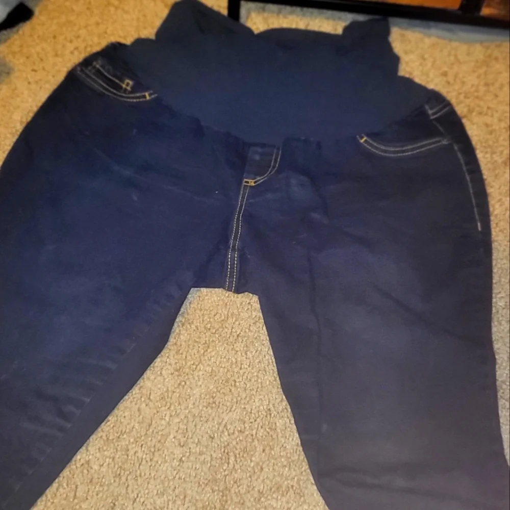 Maternity Pants - Picture 2 of 5